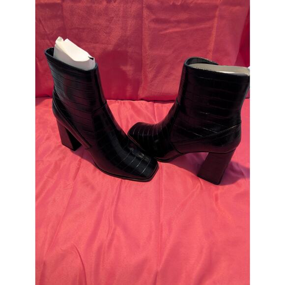 Lisa Vicky “Craze V.” Black Croco Boots – Size 8 – Brand New - Picture 2 of 6